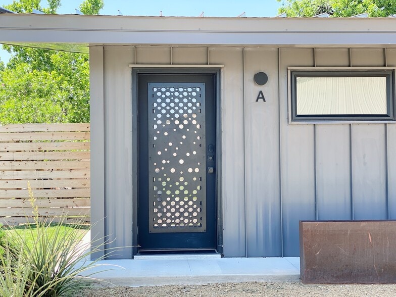 More Photos Of 711 N Douglas Ave, Oklahoma City Apartments For Sale