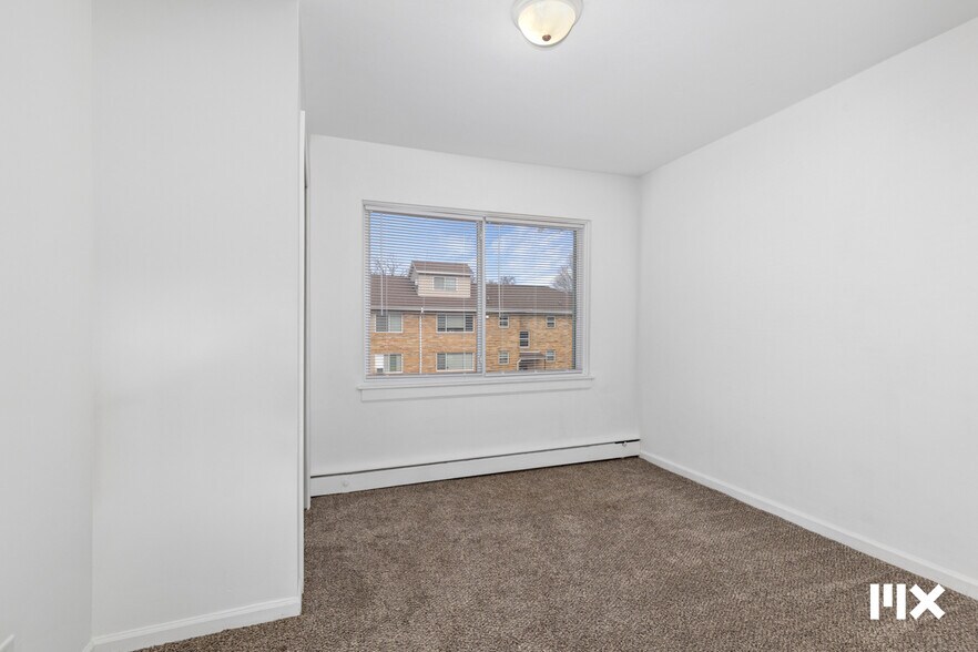More Photos Of 1731-1733 Oak St, Niles Apartments For Sale