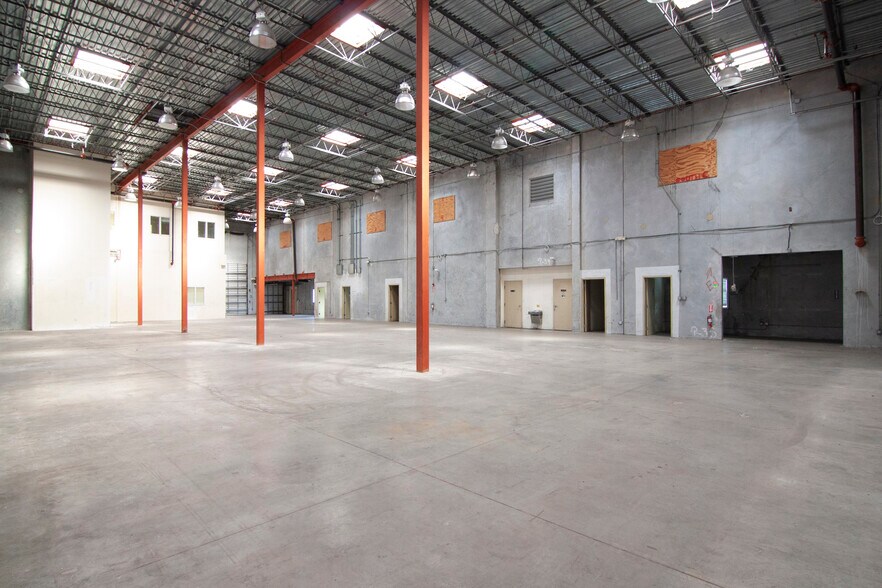 More Photos Of 755 NW 17th Ave, Delray Beach Industrial For Lease
