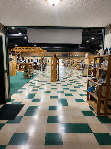 More Photos Of 4860 Atlanta Hwy, Bogart General Retail For Sale