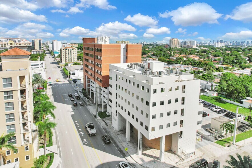 More Photos Of 2645 SW 37th Ave, Miami Medical For Sale