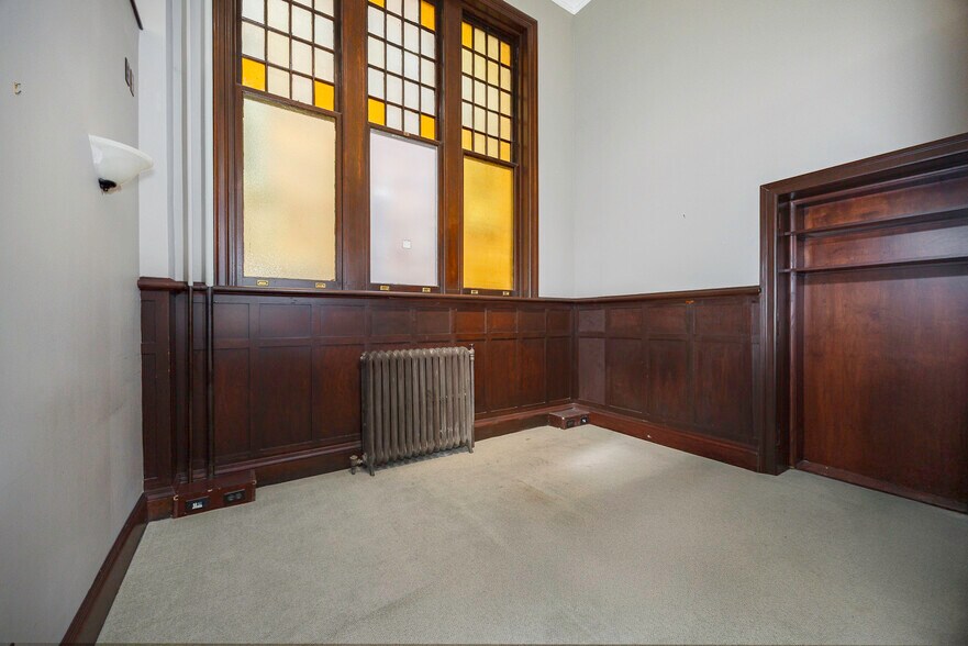 More Photos Of 214 Main St, Poughkeepsie Loft Creative Space For Sale