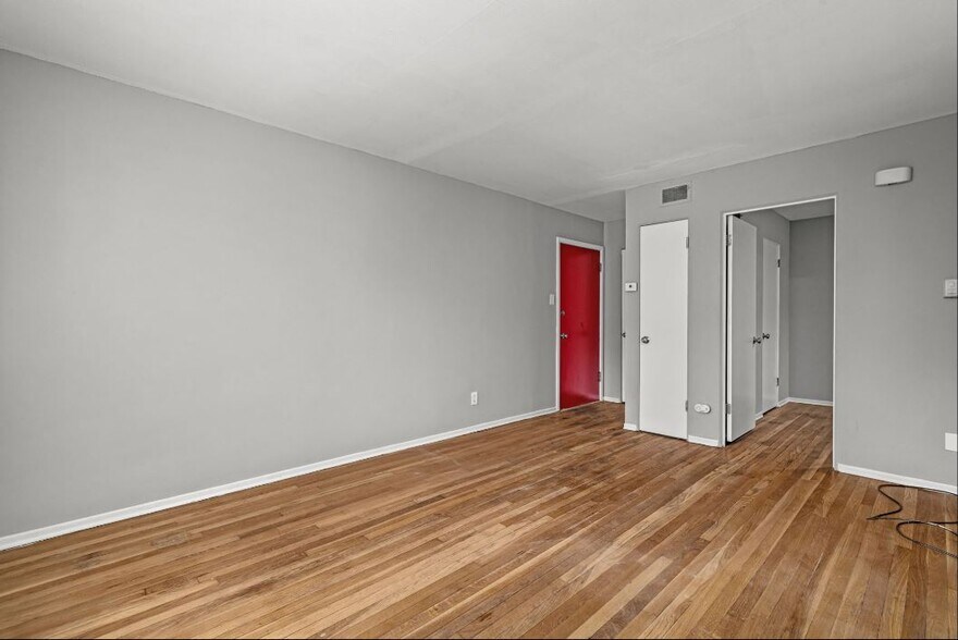 More Photos Of 1108 Bates St, Saint Louis Apartments For Sale