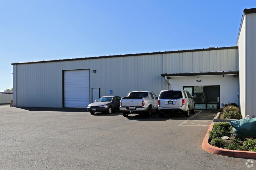 Primary Photo Of 7509 Reese Rd, Sacramento Manufacturing For Lease