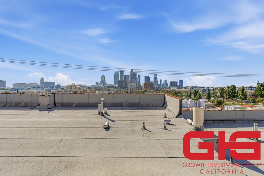 More Photos Of 939 W College St, Los Angeles Apartments For Sale
