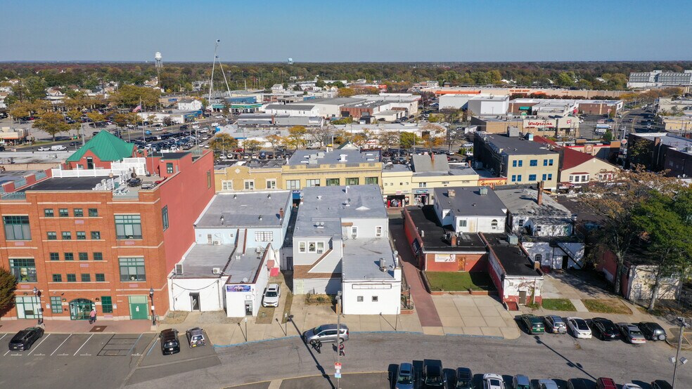 More Photos Of 80 S Main St, Freeport Apartments For Sale