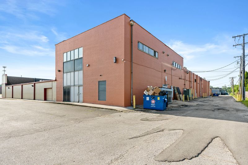 More Photos Of 5340-5364 Broadway, Merrillville Storefront For Sale