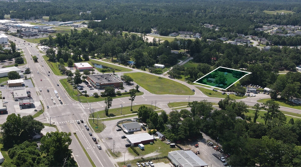 More Photos Of 104 Carolina Ave, Leland Office For Sale
