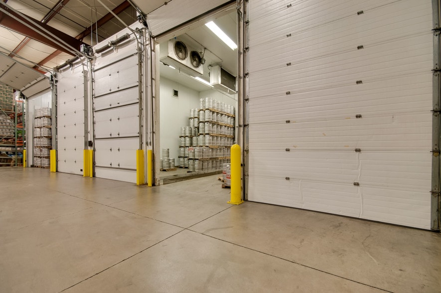 More Photos Of 150 Lawton Ave, Monroe Distribution For Lease