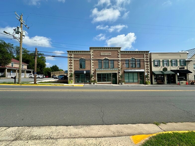 Primary Photo Of 151 W Main St, Purcellville Storefront Retail Office For Lease
