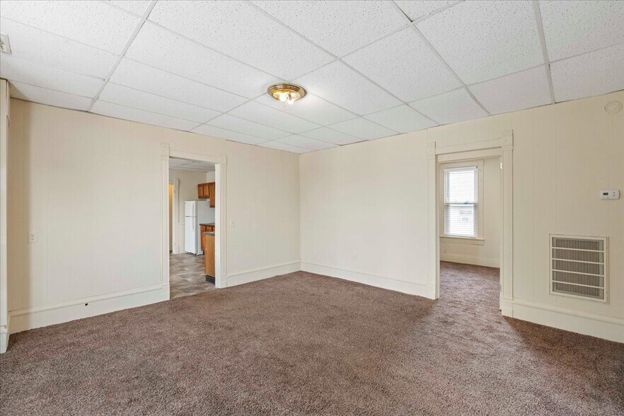 More Photos Of 200 & 204 W Main St, Waunakee Storefront Retail Residential For Sale