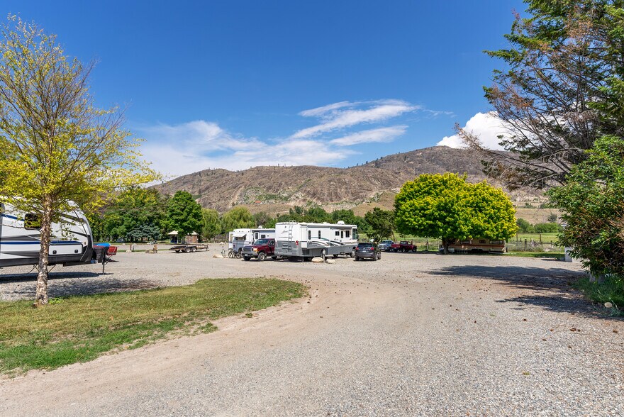 More Photos Of 208 Kendall St, Riverside Manufactured Housing Mobile Home Park For Sale
