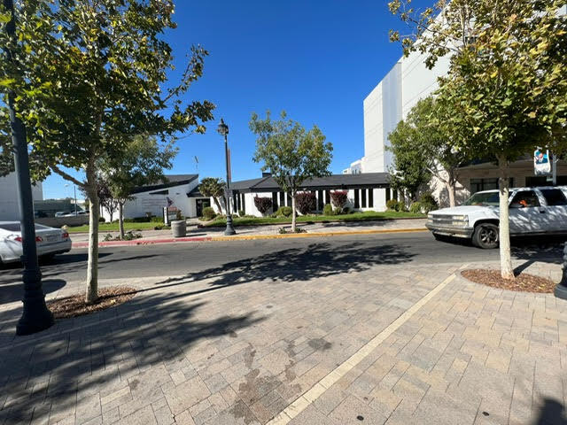 More Photos Of 867 W Lancaster Blvd, Lancaster Medical For Lease