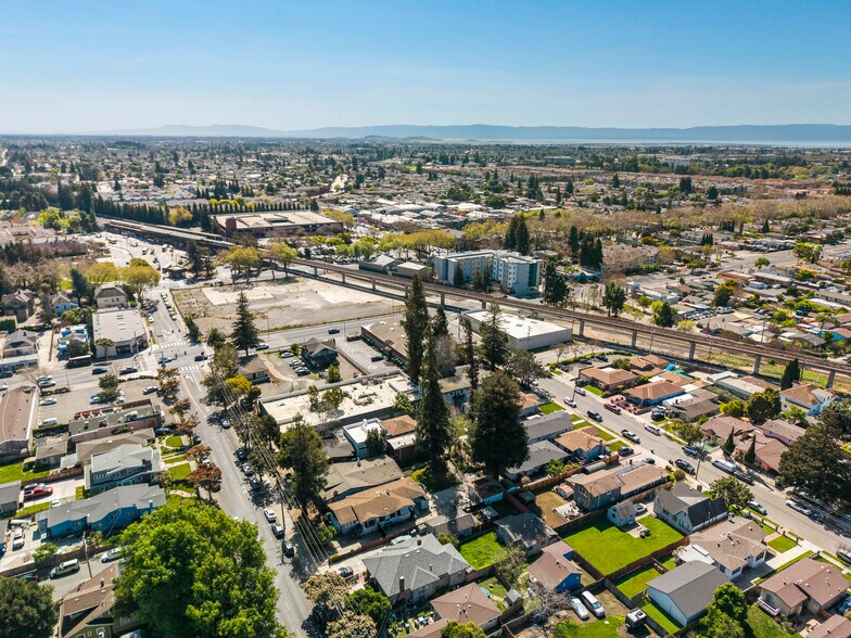 More Photos Of 22427 Montgomery St, Hayward Congregate Senior Housing For Sale