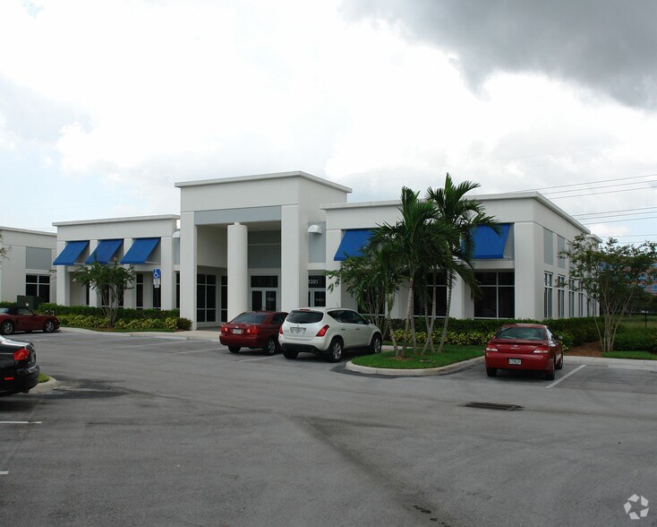 Primary Photo Of 1391 Sawgrass Corporate Pky, Sunrise Office For Sale
