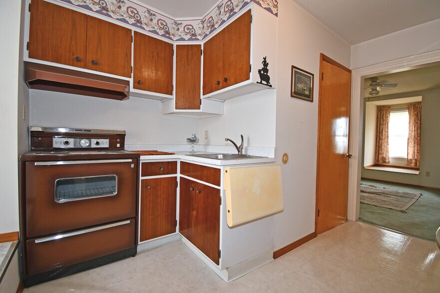 More Photos Of 15 S 14th St, Pittsburgh Multifamily For Sale