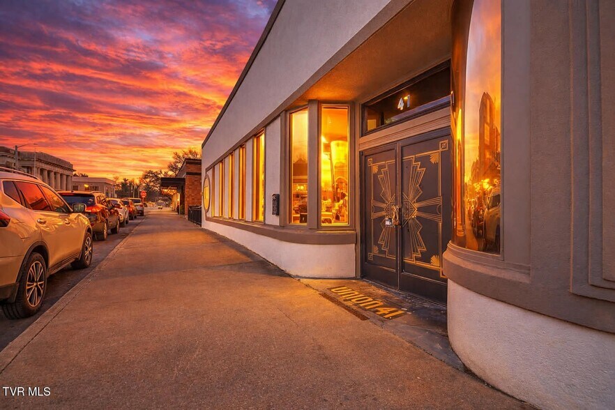 More Photos Of 171 Piedmont Ave, Bristol General Retail For Sale