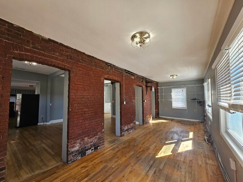 More Photos Of 501 Central Ave, Orange Storefront Retail Office For Lease