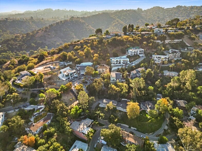 More Photos Of 3969 Oakfield Dr, Sherman Oaks Land For Sale