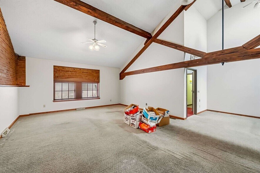 More Photos Of 412 E River St, Elyria Office For Sale