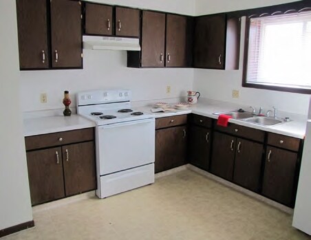 More Photos Of 7301 Corby St, Omaha Apartments For Sale