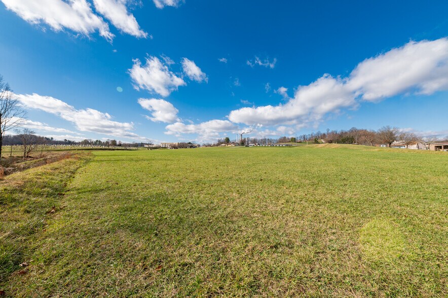 More Photos Of 1085 S Pike St, Shinnston Land For Sale