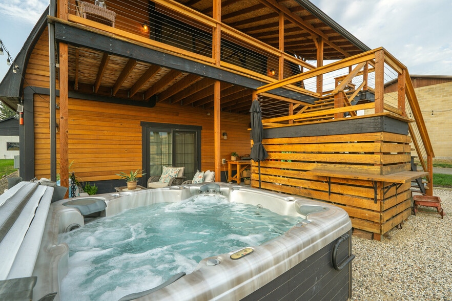 More Photos Of 510 E Main Ave, Chewelah Lodge Meeting Hall For Sale