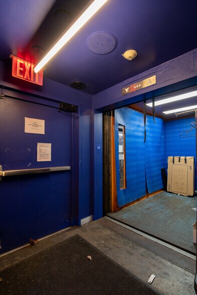 More Photos Of 80 N 6th St, Brooklyn General Retail For Lease