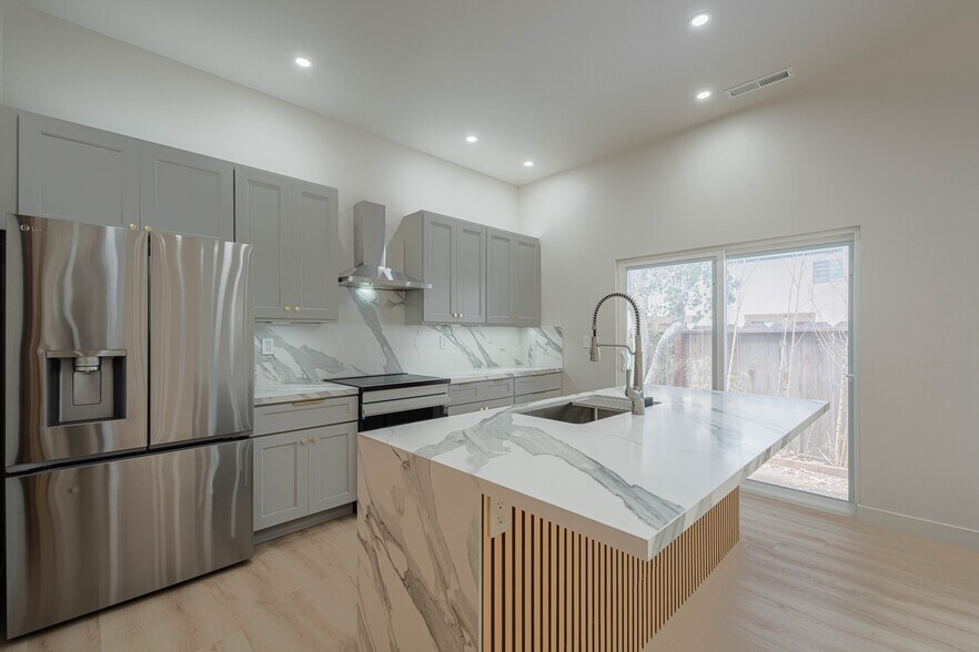 More Photos Of 987 Harcourt Ave, Seaside Multifamily For Sale