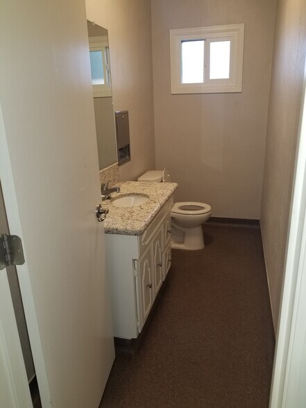 More Photos Of 1120 Kensington St, Delano Loft Creative Space For Lease