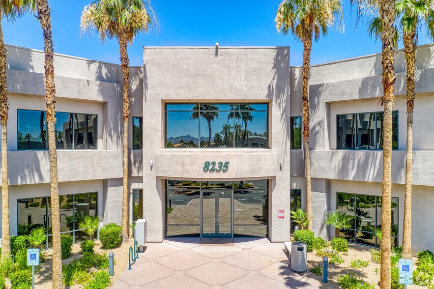 More Photos Of 8235 S Eastern Ave, Las Vegas Loft Creative Space For Lease