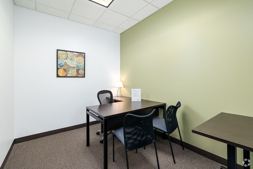 More Photos Of 320 W Lanier Ave, Fayetteville Coworking Space