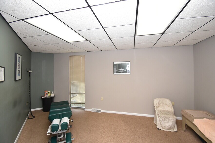 More Photos Of 100 Brenda Ave, Danville Medical For Sale