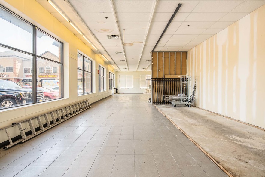 More Photos Of 547-564 Sayre Ave, Perth Amboy Storefront For Lease