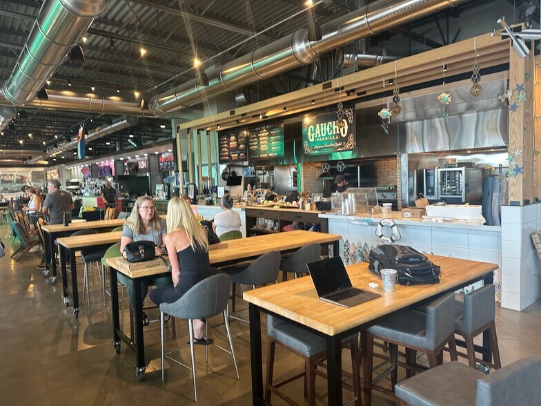 More Photos Of 15177 Candelas Pky, Arvada Restaurant For Lease