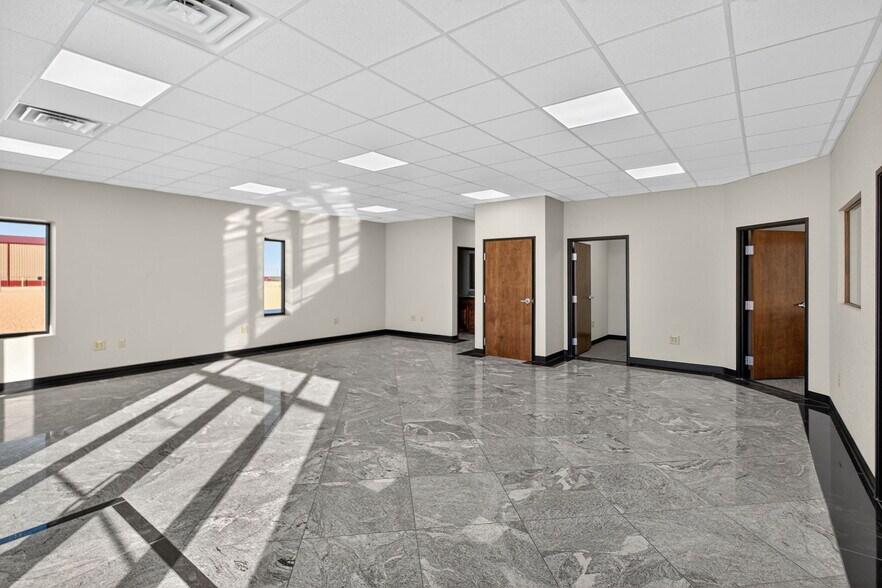 More Photos Of 16680 W Basin St, Odessa Warehouse For Sale