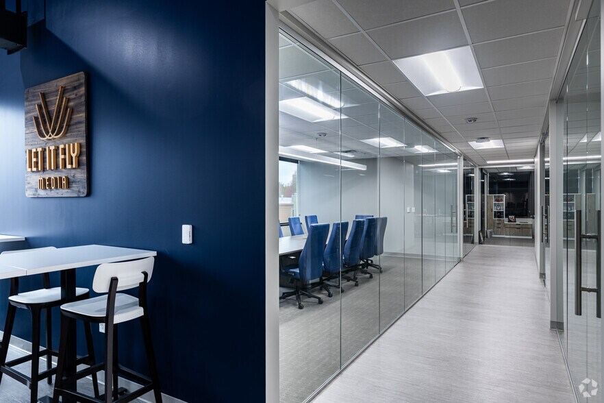 More Photos Of 4700 Belleview Ave, Kansas City Office For Lease