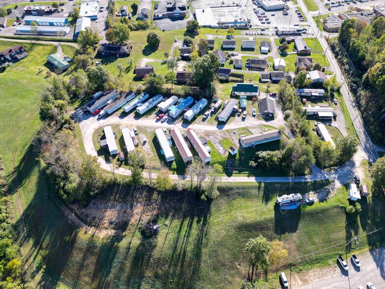 More Photos Of 100 Sand Hill Mobile Park, Charleston Land For Sale