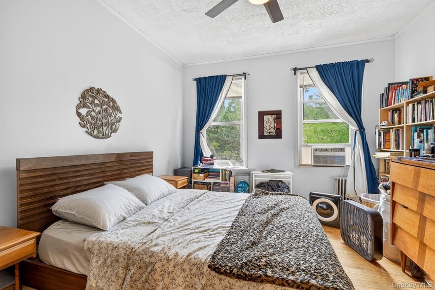 More Photos Of 34 Sutton St, Brooklyn Apartments For Sale