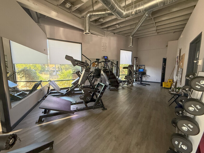 More Photos Of 3233-3249 Associated Rd, Fullerton Storefront Retail Office For Lease