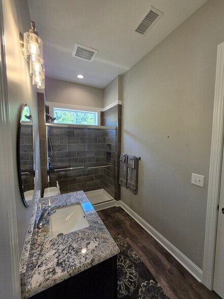 More Photos Of 196 Annette Dr, Benson Office For Sale
