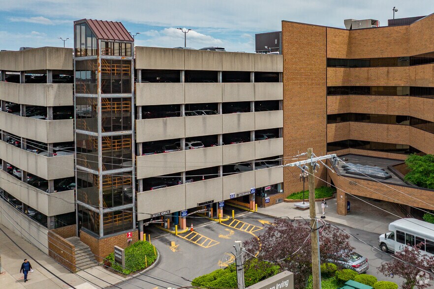 More Photos Of 475 Irving Ave, Syracuse Office For Sale