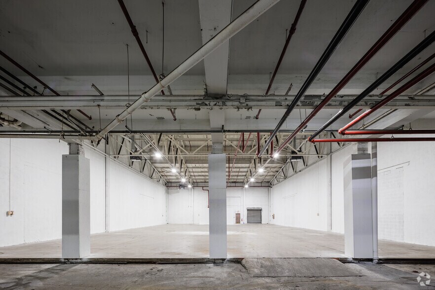 More Photos Of 480 Main Ave, Wallington Warehouse For Lease