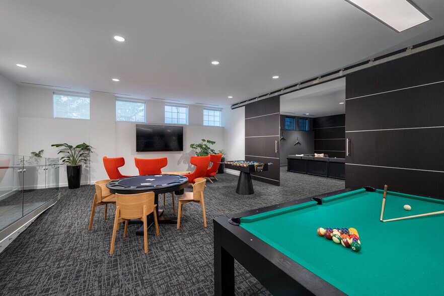 More Photos Of 4650 Van Buren St, Riverdale Park Apartments For Lease