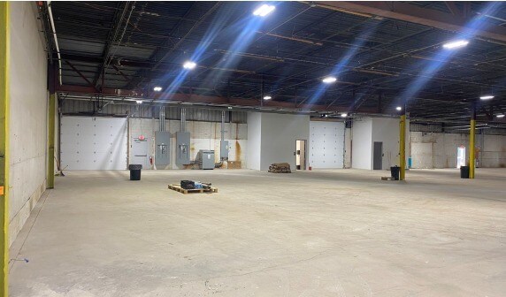 More Photos Of 1695 S Ortonville Rd, Ortonville Warehouse For Lease