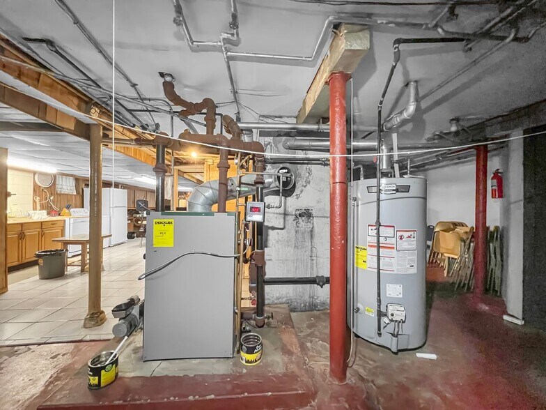 More Photos Of 700-702 N 7th St, Newark Apartments For Sale