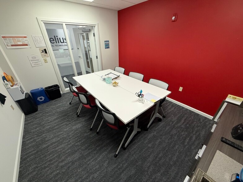 More Photos Of 642 Newtown Yardley Rd, Newtown Office For Lease