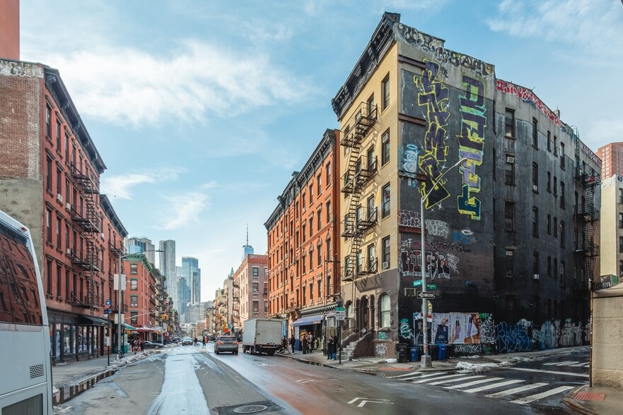 More Photos Of 125 Madison St, New York Apartments For Sale