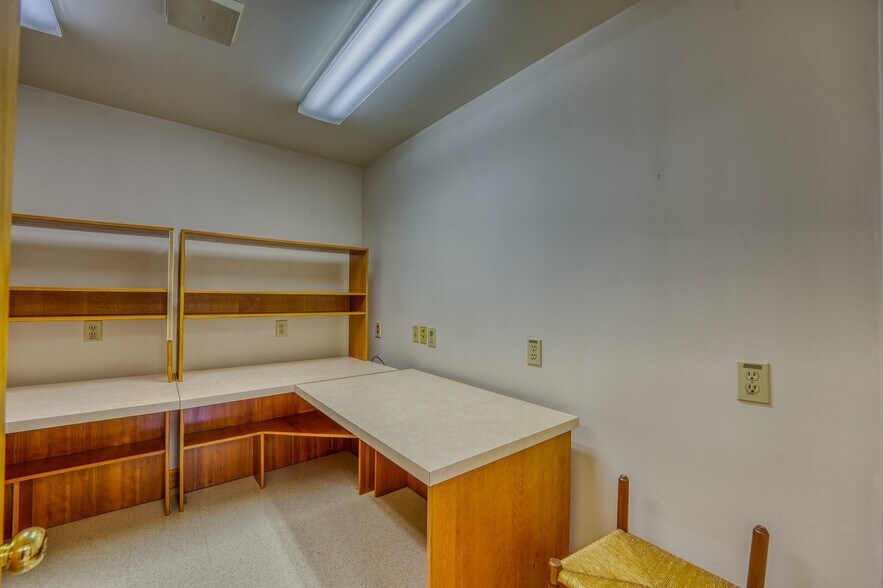 More Photos Of 188 Cottage St, Littleton Office Residential For Sale