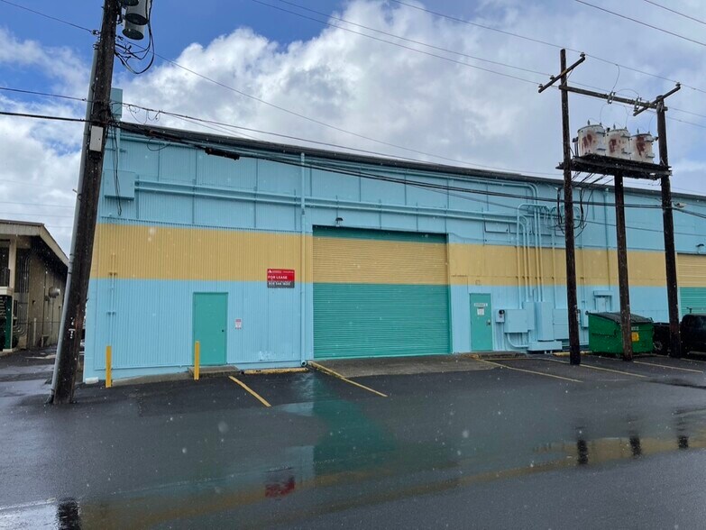 More Photos Of 1311 Kalani St, Honolulu Warehouse For Lease